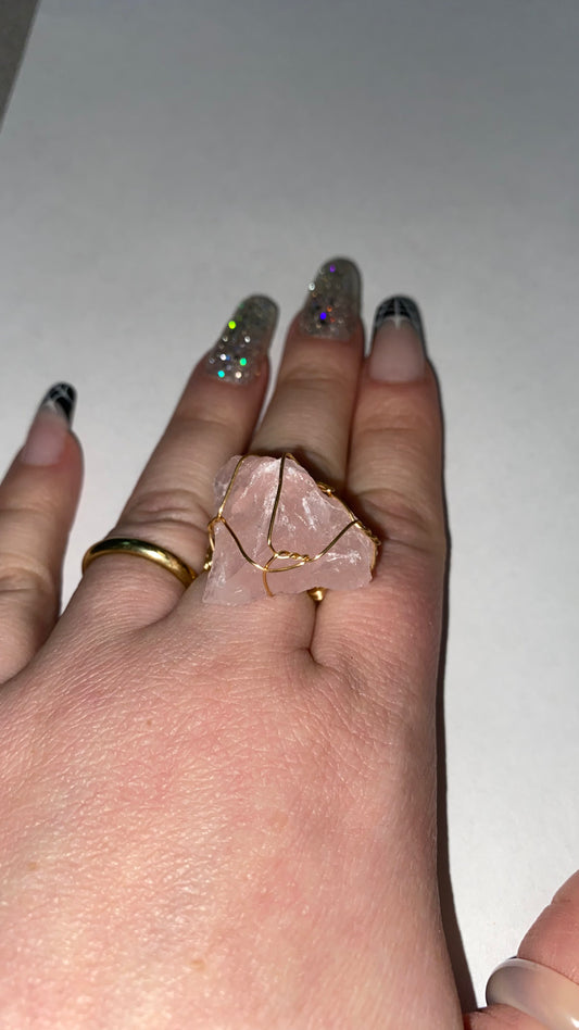 Rock raw Rose Quartz wire ring. Adjustable sizes 7-10. Gorgeous ring.