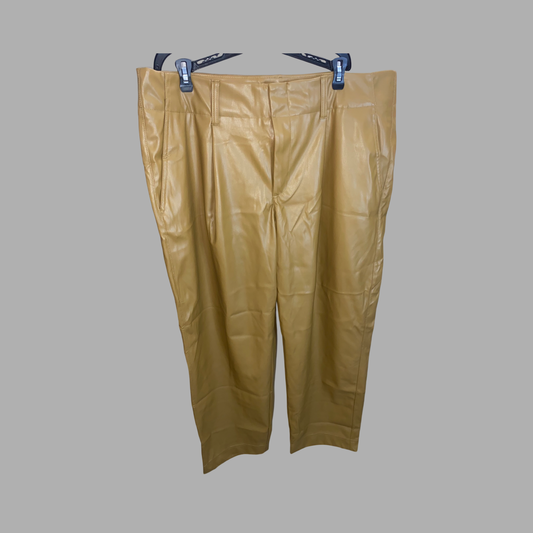 A New Day beige leather gaucho pants size 18.